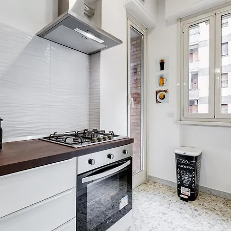 La Tua Oasi A 2 Minuti Dalla Metro A E Vicino Al Parco Róma