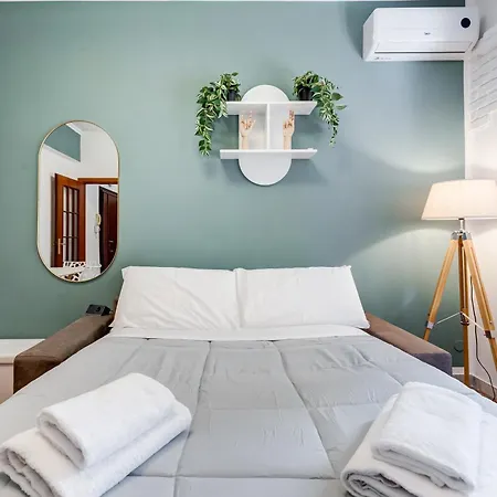 La Tua Oasi A 2 Minuti Dalla Metro A E Vicino Al Parco Apartman