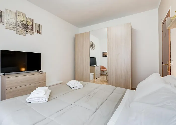 La Tua Oasi A 2 Minuti Dalla Metro A E Vicino Al Parco *